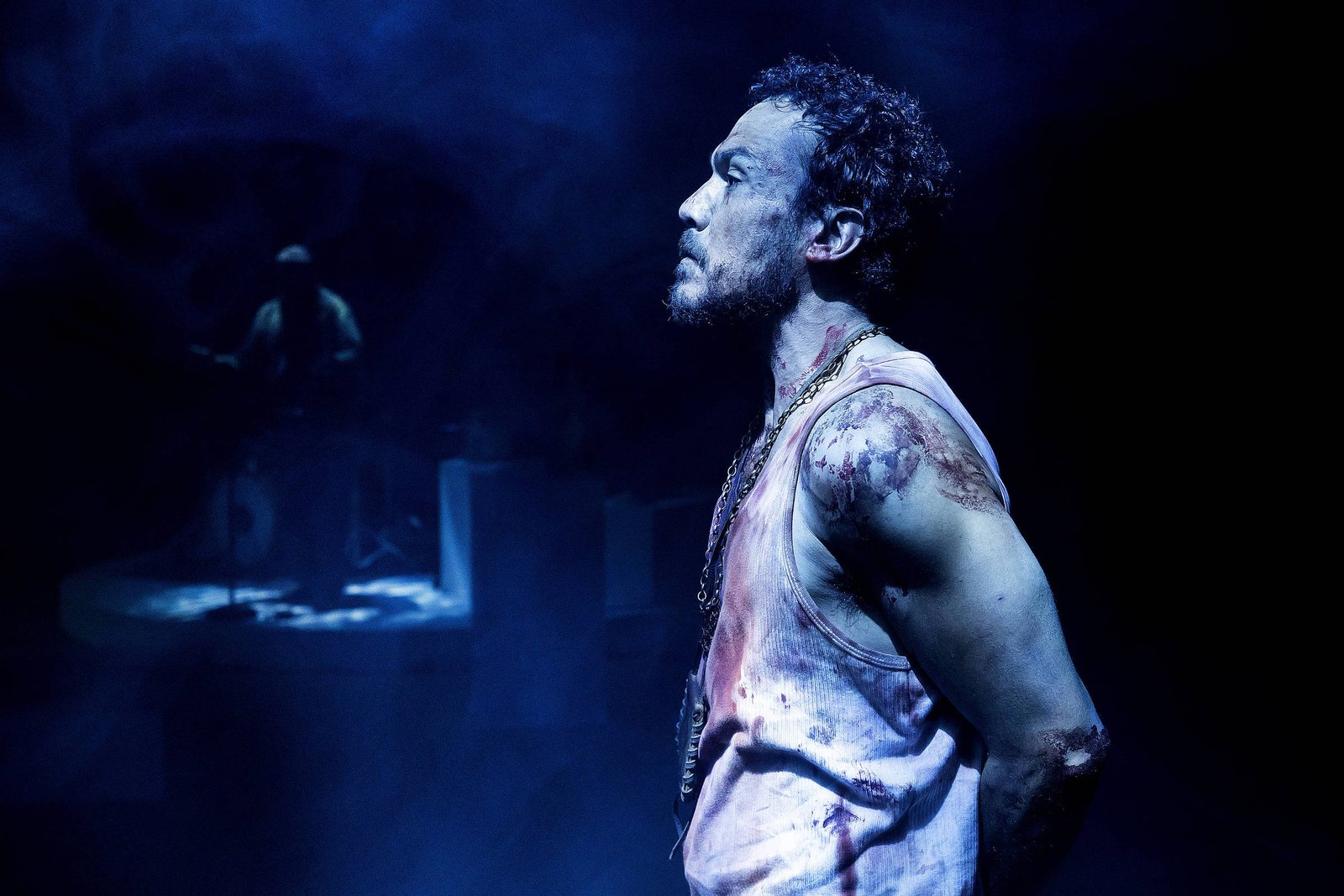 'Odisseia' em versão híbrida entre teatro e artes visuais - 24/07/2025 - Mise-en-scène