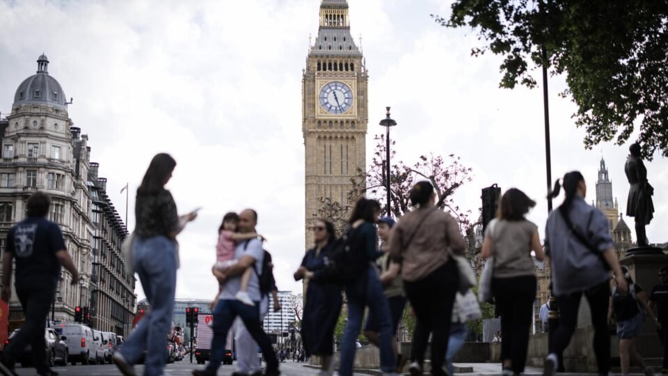 Reino Unido quer banir grupo pró-Palestina que vandalizou aviões