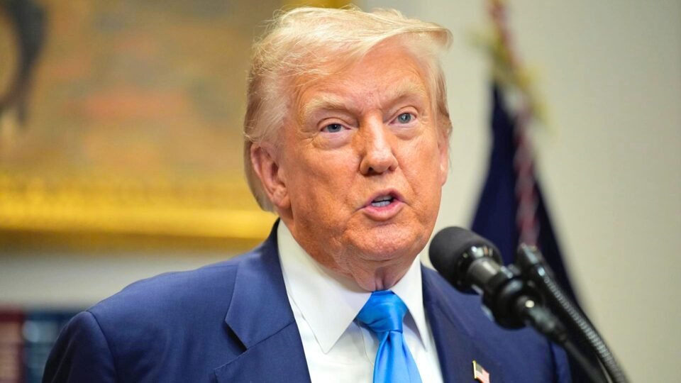 Trump anuncia aumento “substancial” de tarifas contra Índia