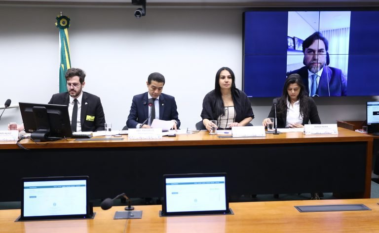 Audiência Pública - Quitação de parcelas futuras do FIES para estudantes adimplentes.