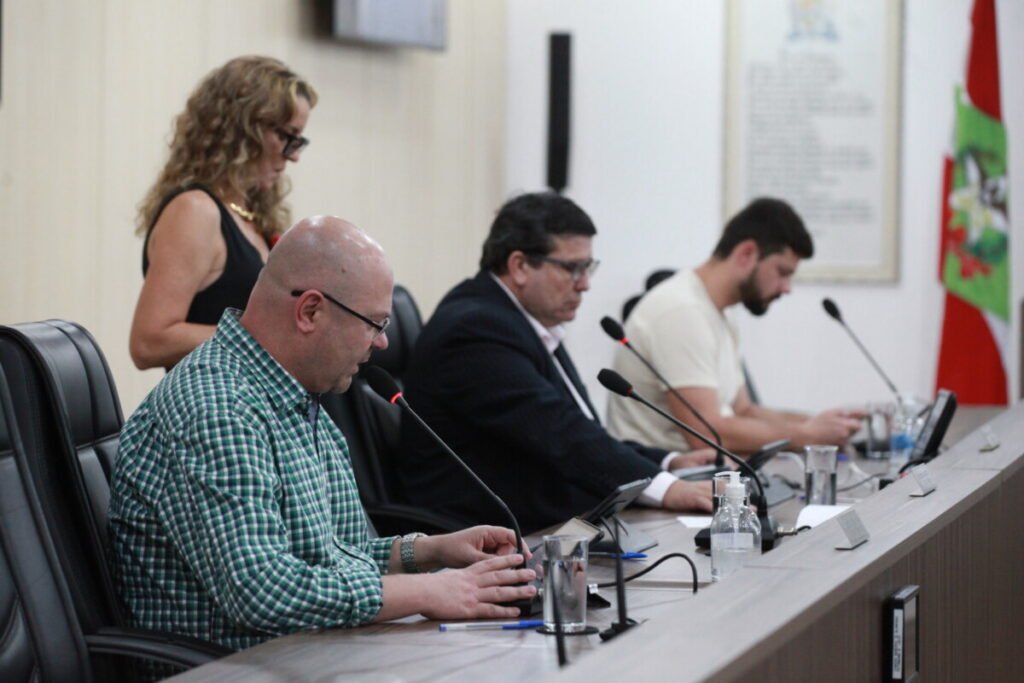 Câmara de Blumenau aprova atualização da lei que regulamenta o transporte escolar na cidade