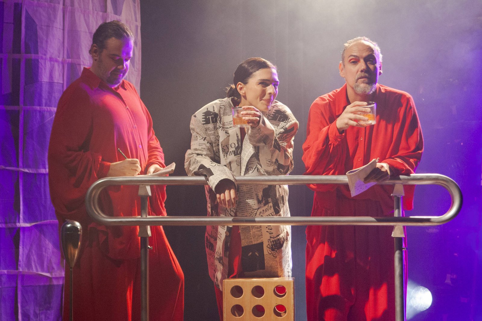 'Aurora' leva crônicas de Paulo Mendes Campos ao palco - 09/12/2025 - Mise-en-scène