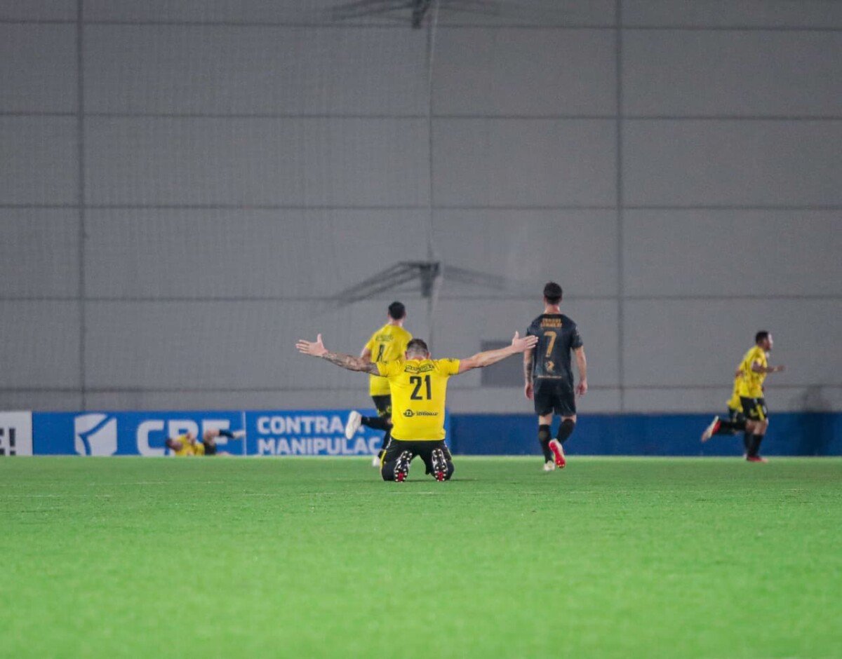 Zagueiro Daniel Lang vive ano mágico e conquista títulos amadores em Brusque, Botuverá e Guabiruba