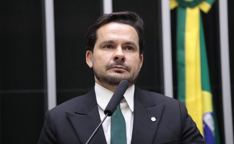 Deputado Capitão Alberto Neto (PL-AM) no Plenário da Câmara dos Deputados