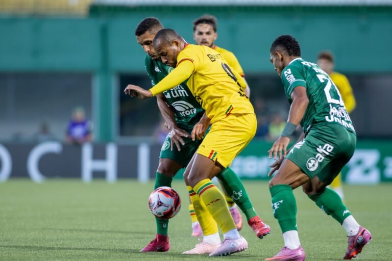 Reencontro após 22 anos: Brusque e Carlos Renaux duelam no Catarinense neste domingo (11)