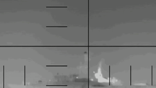 EUA afundam navio de guerra do Irã que esteve no Brasil