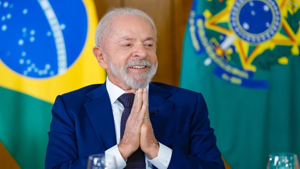 Governo apresenta projeto de lei próprio para fim da escala 6×1