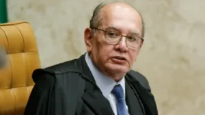 Gilmar Mendes no plenário do STF