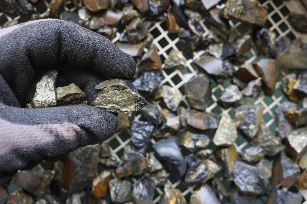 Câmara aprova política de minerais críticos