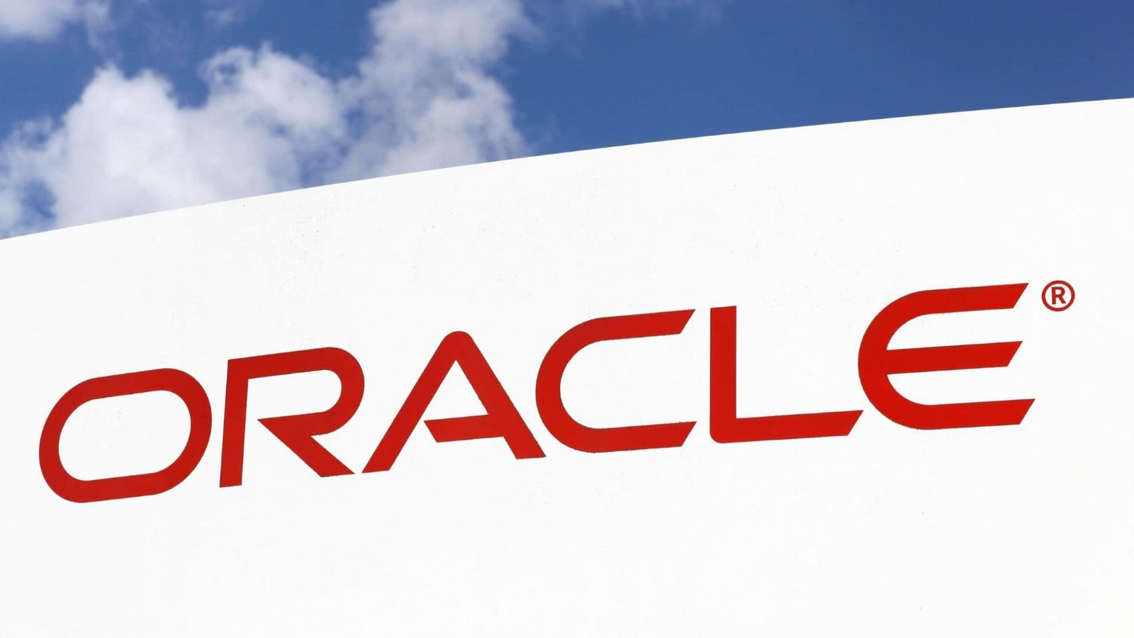 Oracle demite 30 mil funcionários por e-mail e recusa negociar melhores indenizações