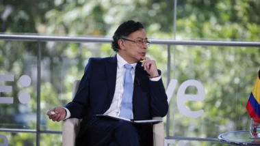 Quem é Iván Cepeda, candidato de Petro na Colômbia